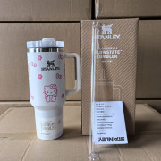 10303 HelloKitty聯名304不鏽鋼大容量霸杯保溫杯